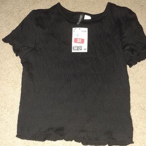 H&M Crop Black Tee